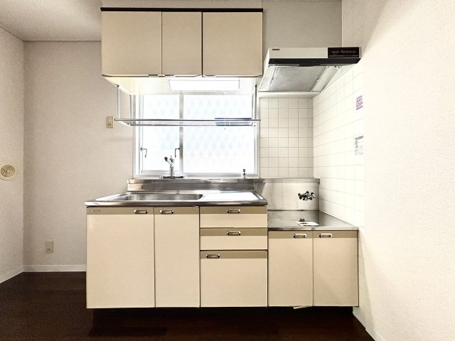 ジュネパレス藤沢0103号室 キッチン