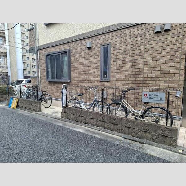 グリーンコア 駐輪場