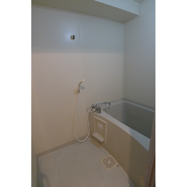 盛大パレス0202号室 同建物別部屋の参考画像