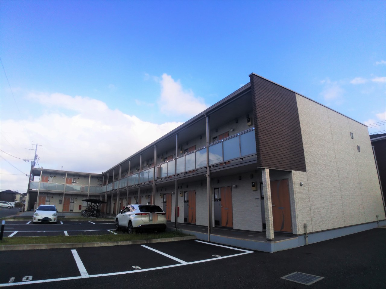 クレイノモアナルア　ドエルの外観画像