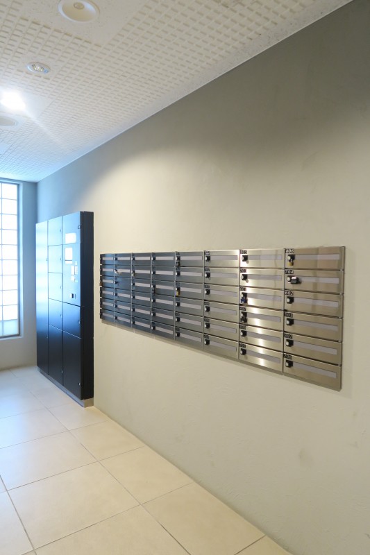 河田町ガーデン３号棟 エントランス