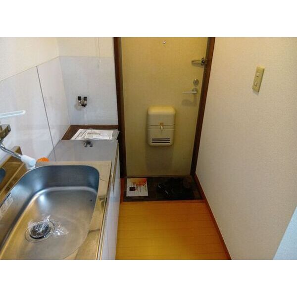 アルペジオ多摩0203号室 玄関