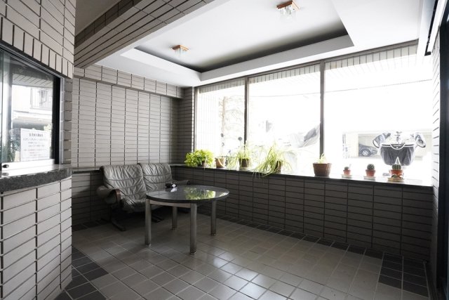 ワコーレ成増 エントランス