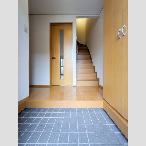 ル・ソレイユシェソワ　ABCDB101号室 玄関