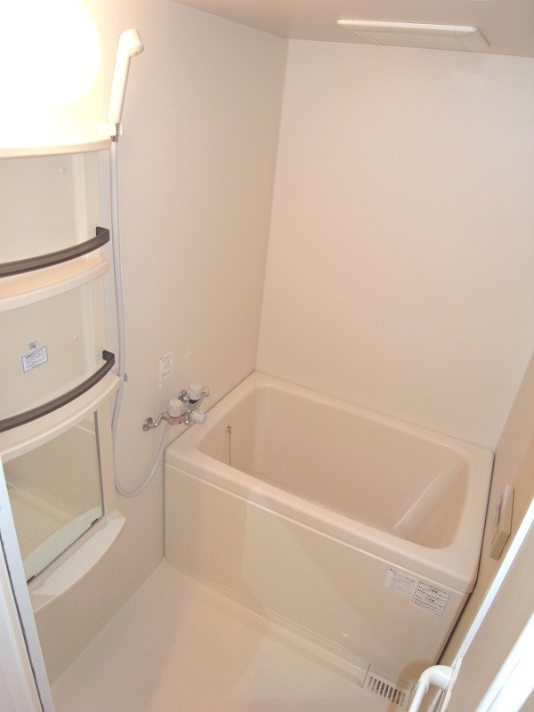 ビュークレスト小金井5階 お風呂