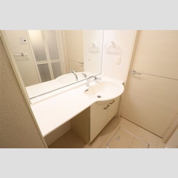 サン・デボーテ103号室 洗髪洗面化粧台