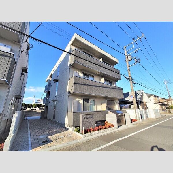 セジュール河辺の外観画像