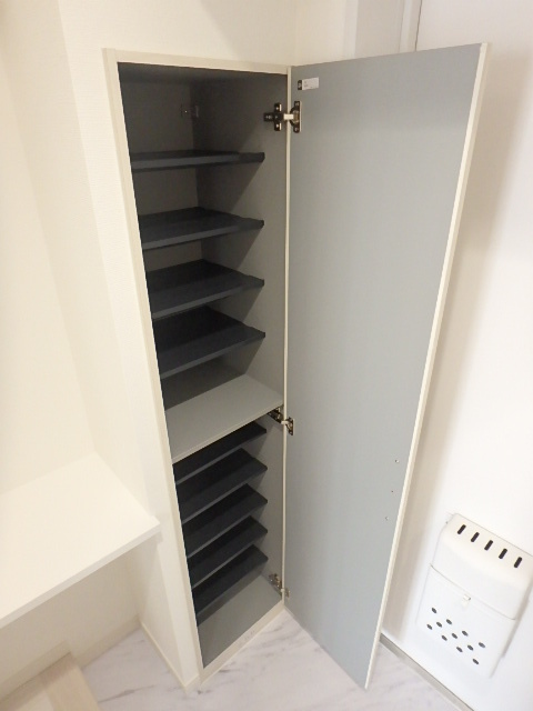 ライオンズマンション西が丘南 収納