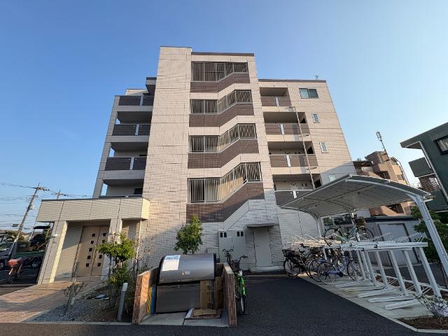 ペスカ保木間 外観写真（夜）