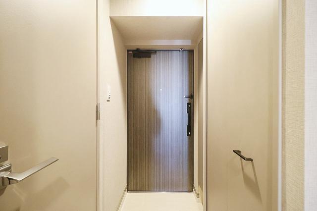 ALTERNA横濱阪東橋5階 玄関