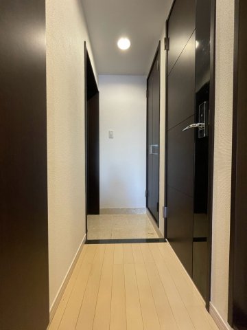 グラントゥルース目黒花房山 玄関