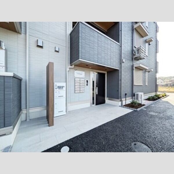 ヴィラージュ エントランス