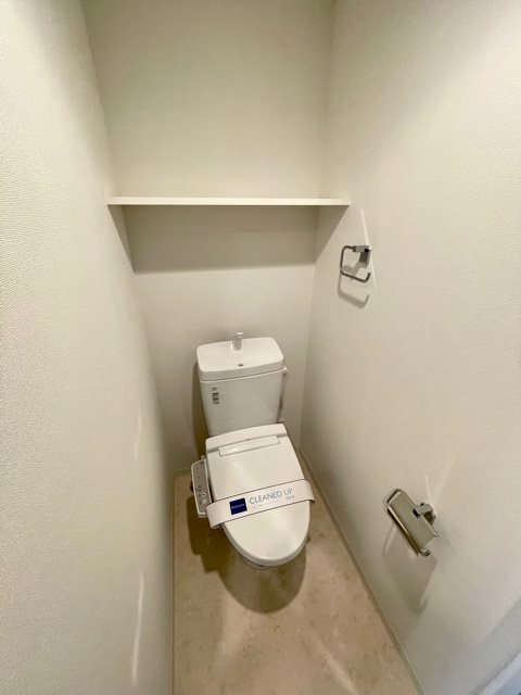 レジディア日本橋馬喰町Ⅱ3階 トイレ