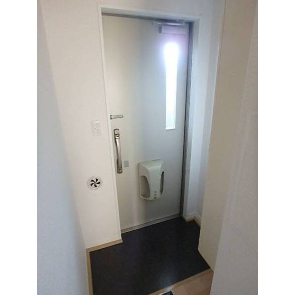 フラット柏 玄関