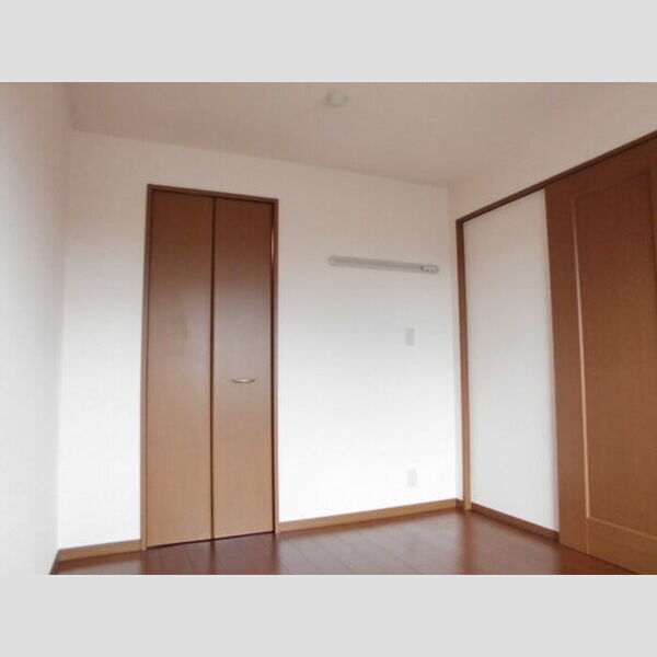 セジュール山の根301号室 洋室①