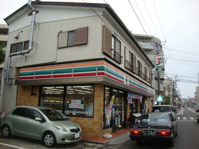 カーサドルチェ セブンイレブンまで550ｍ