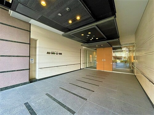 リビオタワー川口ミドリノ エントランス　※前回募集時2023年2月撮影