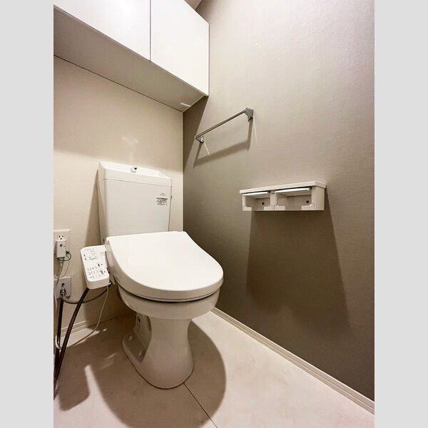 グラナーデ高野台305号室 トイレ