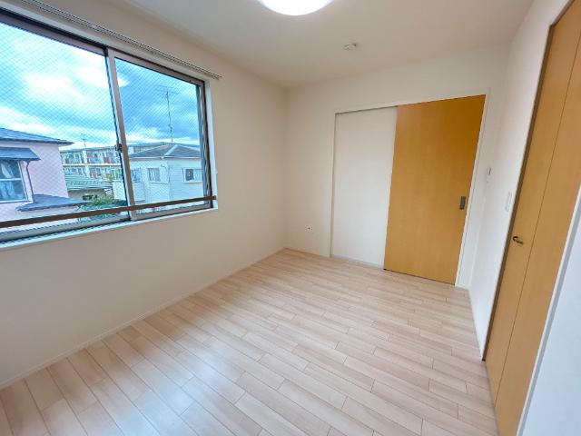 リノナル201号室 洋室