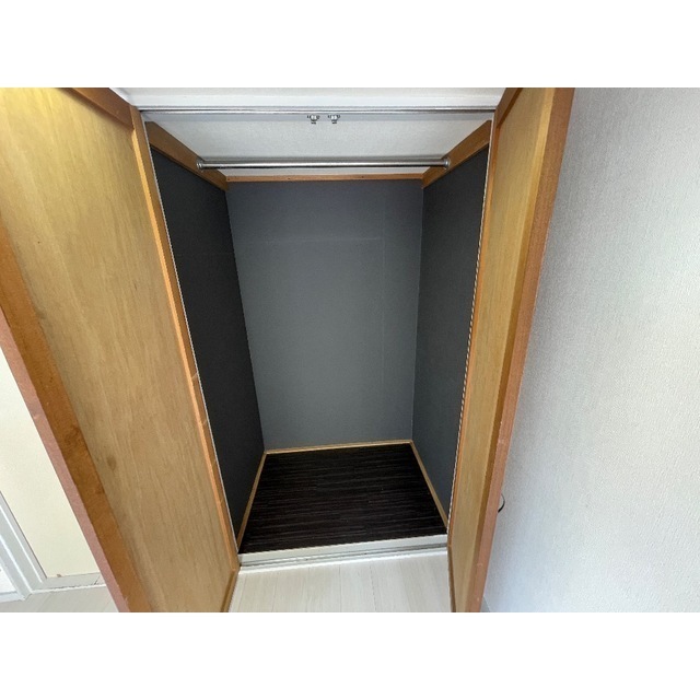 クレセントハイツ星の宮103号室 内観