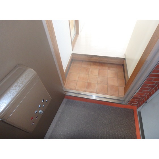 山恵フジ2301号室 玄関