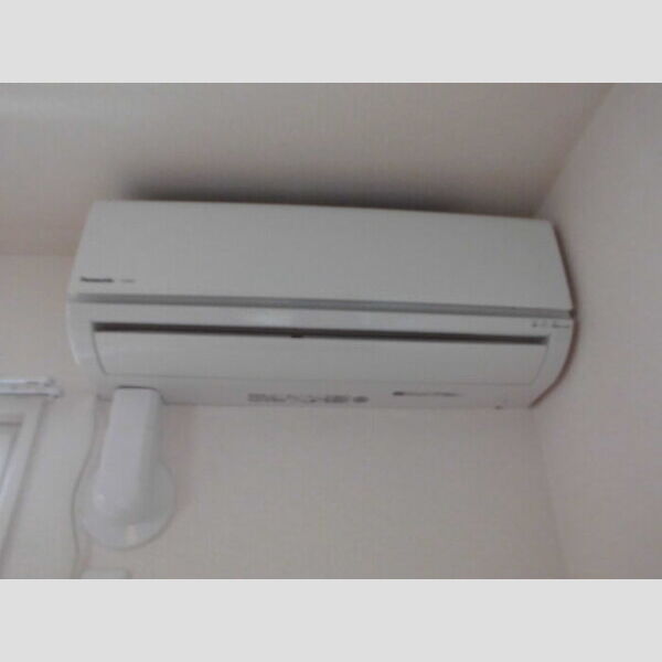 ハピネスⅢ203号室 エアコン