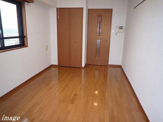 ガラ・ステージ茗荷谷3階 明るい洋室です