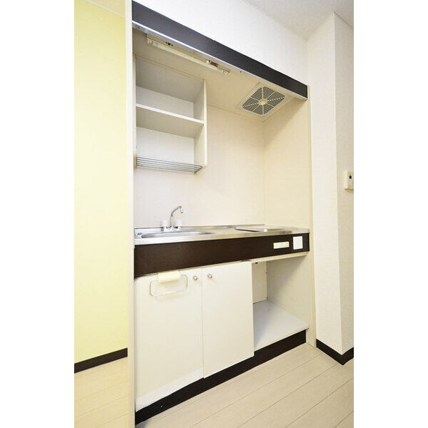 ビラメゾン国立0103号室 キッチン