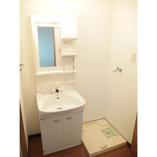 アムール古里 内観