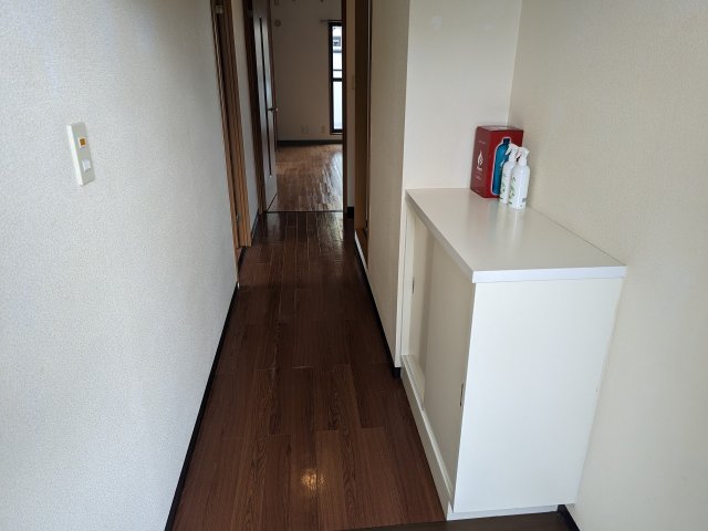 ソシア城山小路　六番館 玄関