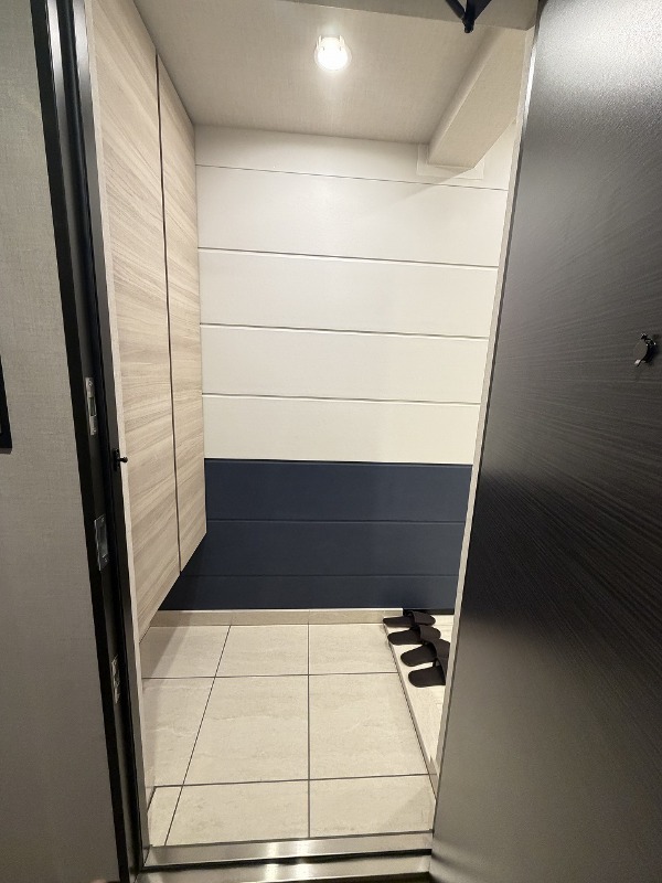 プレニーズ護国寺PREMIER地下1階 玄関