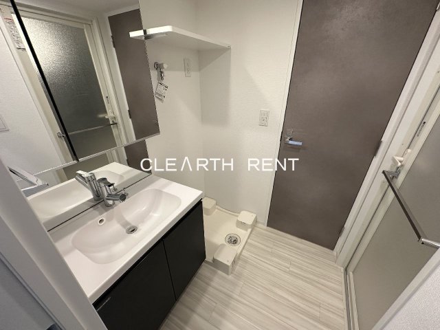 ＧＲＡＮ ＰＡＳＥＯ三宿4階 三面鏡の独立洗面台