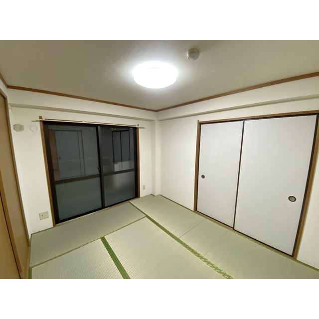 石井KOシティ401号室 内観