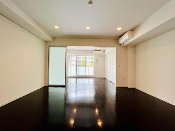 Ｂｒｉｌｌｉａ　ｉｓｔ　三軒茶屋　ブラッサムテラス2階 リビング