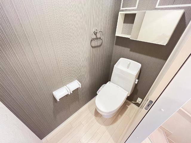 コンフォートハウス　ポニー シャワー付トイレ