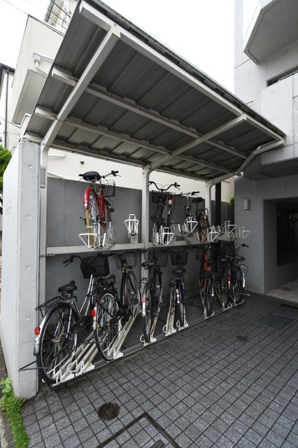 ＦＯＲＴＩＳ4階 駐輪場