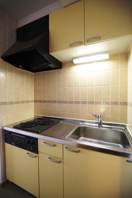 ＬＡ.　ＰＲＹＬＥ新横浜 システムキッチン（2口ガスコンロ・グリル付）