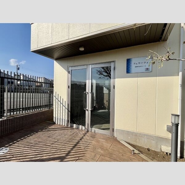 フェリーチェ エントランス