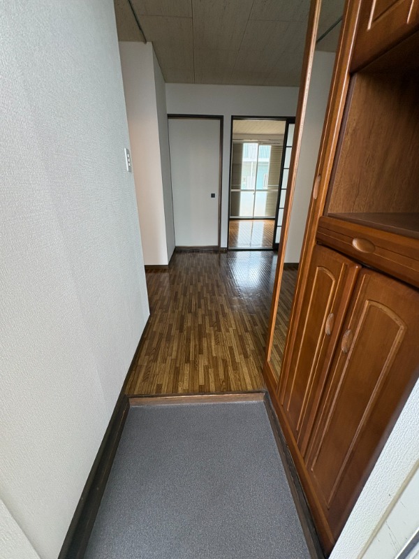 ドルフ矢作（E-197） 玄関