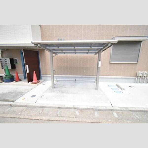 ラ・パージュ桜 駐輪場