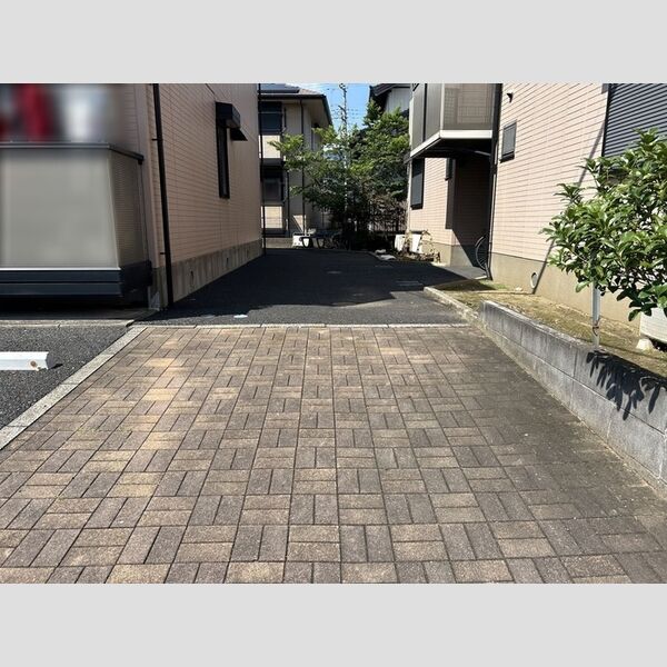 エトワール　B101号室 エントランス