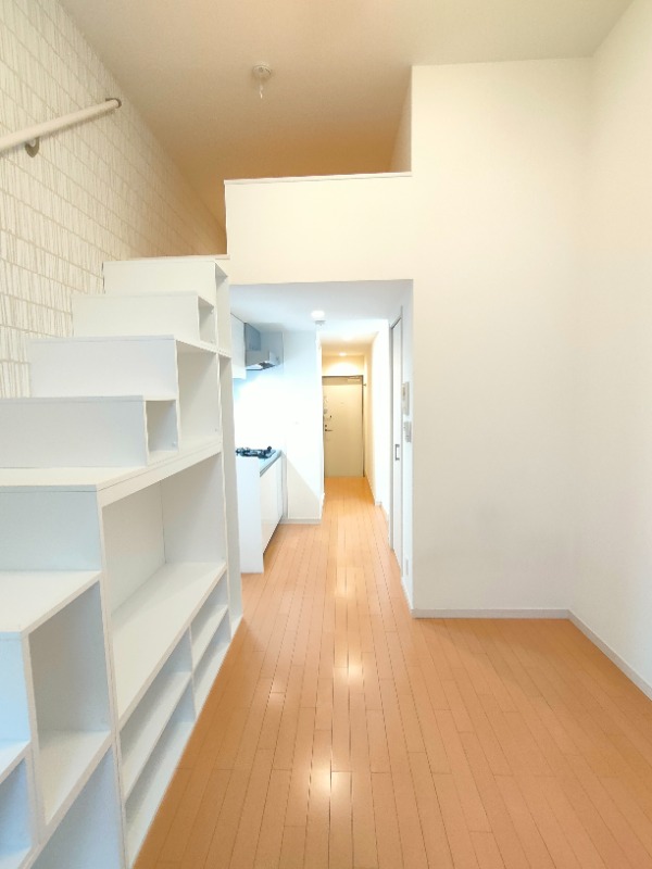 エルミタージュ上鷺宮1階 リビング