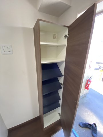 フォレストパーク上星川Ⅰ 玄関