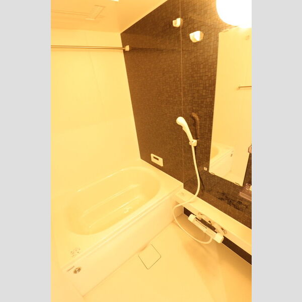 D-comodo深大寺北町302号室 浴室