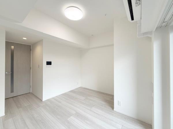 エレミ本蓮沼3階 リビング