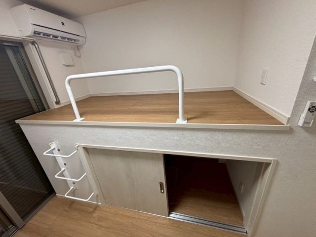 トモイエレジデンス中野1階 ロフト・下部収納