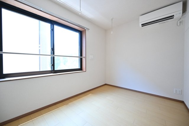 ＣＥＮＴＲＡＬ　ＧＡＲＤＥＮ　ＲＥＳＩＤＥＮＣＥ　ＴＯＫＹＯ2階 洋室2