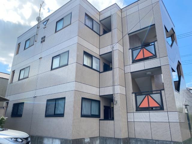 ピュア海老名 外観写真（昼）