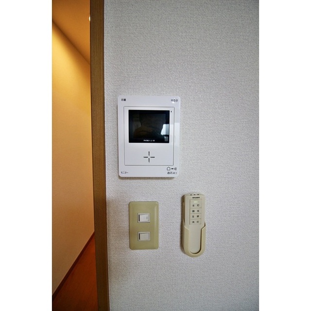 アンプルール フェール 豊四季Ⅱ302号室 テレビモニターホン