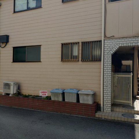 Ｋパレス白鷺101号室 エントランス